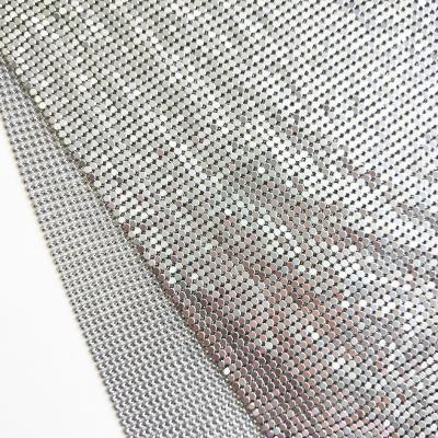 China Waterproof Wedding Party Decoration Cloth Metallic Shimmer Sequin Aluminum Tablecloth for sale