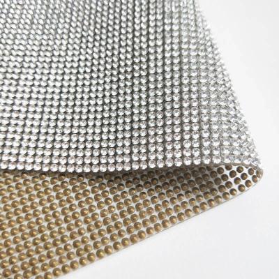 China 10 Year Factory 2mm Durable Clear Adhesive Fake Stone Mesh Sheet Hot Fix Crystal Sheets For Decorations for sale