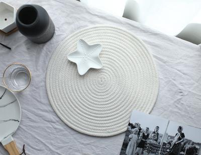 China Viable Custom Design Eco - Friendly Wholesale Round PP Plastic Place Mat for sale