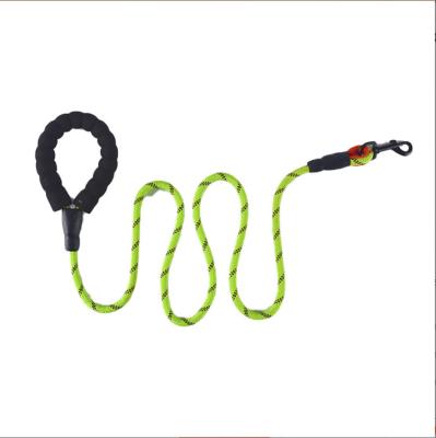 China New Pet Supplies Round Rope Nylon Explosion-proof Pet Traction Rope Soft Reflective Traction Rope for sale