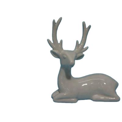 China Europe Custom Personalized Handmade Unpainted Ceramic White Reindeer Figurines for sale