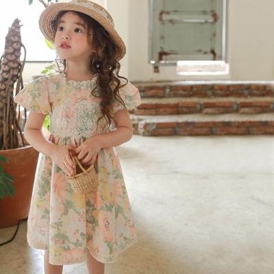 China 2022 Spring Summer Lace Puff Sleeve Anti-wrinkle Printed Princess Fancy 100% Cotton Little Kids Style Floral Kids Baby Dresses for sale