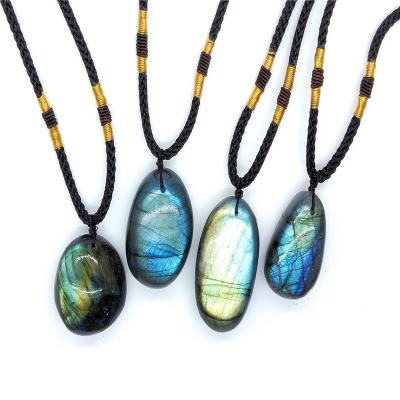 China BOHEMIA 2022 New Natural Raw Reiki Chakra Moonstone Labradorite Necklaces For Men Women for sale