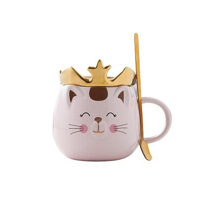 China Creative Viable Stand Lid Mobile Phone Crown Ceramic Coffee Mug With Shape Crown Shape Gold Lid for sale