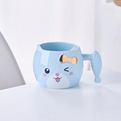 China Amazon Best Viable Selling Mug Creative Over The Cat Ceramic Gold Animal Ceramic Cup Cover Coffee Handle Mug Animal Water for sale