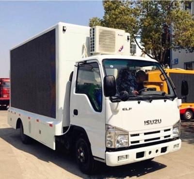 China P5 LED Billboard Truck 1SUZU 4*2 Digital Mobile Advertising Truck 3840*1728mm for sale