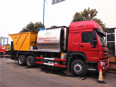 China QGB950 Asphalt Distribution Truck 24cbm, ruck Multi-funcional de 8x4 Chip Sealer à venda