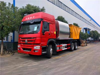 China 20 de Linkeraandrijving van Ton Delivery Asphalt Distribution Truck HOWO 8x4 Te koop