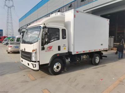 China 5 toneladas de CHINO de HOWO Van Refrigerated Truck Frozen Food vehículo de transporte frío en venta