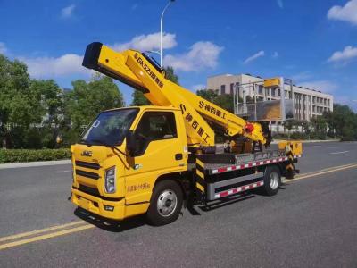 China 4×2 Bucket Lift Truck 116 pk Werktuig voor hoge hoogte Euro 6 Luchtplatform Truck Te koop