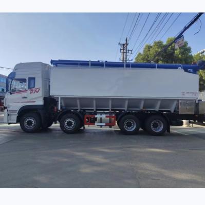 Chine Camion pour l'alimentation des volailles et des poulets 4x2 avec 6 pneus et 1 pneu de rechange à vendre