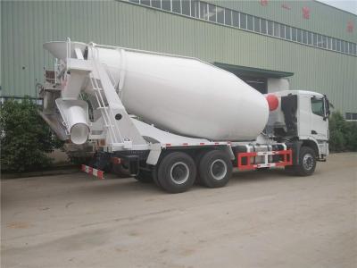 China Hoogwaardige Euro 3-betontruck met een verplaatsing van 9726 ml voor een soepele werking Te koop