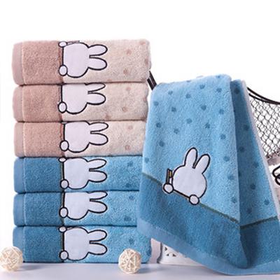 China QUICK DRY Kids Baby Factory Price Rabbit Jacquard Soft Comfortable Bath Towel for sale