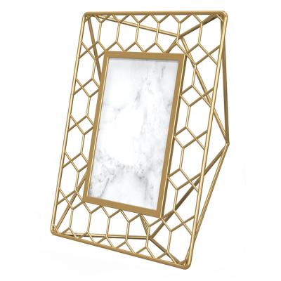 China Modern Luxury Mayco Metal Iron Gold Family Picture Frames Rack for sale