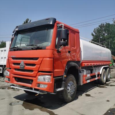 China Vrachtwagen van de het Watertanker van 6x4 de 20M3 Gebruikte, de Gebruikte Howo-Vrachtwagen van Waterbowser Te koop