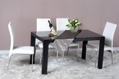 China Modern Dining Room Furniture,Tempered Glass Dining Table for sale