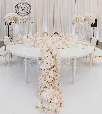 China Modern Wedding Dining Office Half Moon Table All White Table for sale