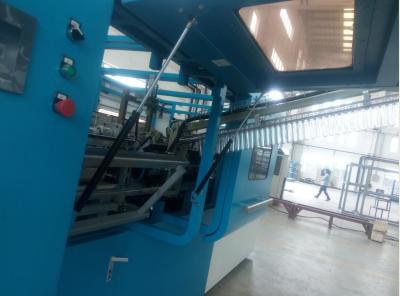 China Fully Automatic Blow Moulding Machine , Plastic Bottle Injection Molding EC/ISO9001 for sale