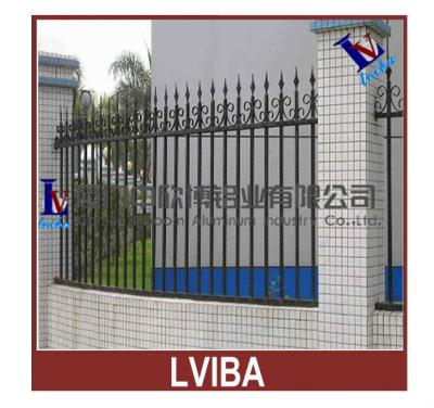 China Easily Assembled Aluminum Picket Steel Fence , Wrought Iron Like Spear Fences PVC Like for sale