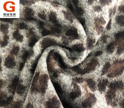 China Sustainable Sustainable High Quality Leopard Pattern Lambswool Fur Covering Fashion Fabric for sale