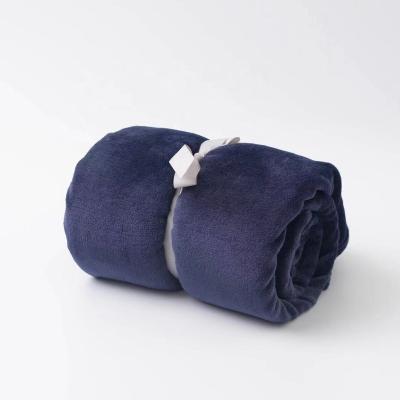 China Free Sample Navy Blue Flannel Homeware Warm Fluffy Plain Super Soft Fleece Throw Blanket for sale