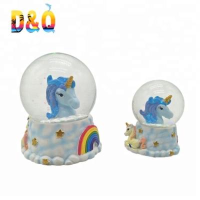 China Wholesale America Resin Unicorn Gift Souvenir Unicorn Snow Globe for sale