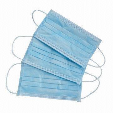 China Waterproof Hypoallergenic Disposable Nonwoven Fabric, Eco-Friendly Breathable Face Mask (Size: 17.5'9.5cm) for Hospital for sale