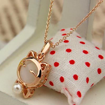 China Customize Necklace Yiwu Manufacturers Direct Sales Super Cute Cute Cat Cat Cat Lucky Stone Necklace For Women for sale