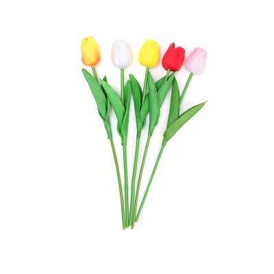 China Romantic Preserved Artificial Tulips Tulips Feet De Table Tulip For Home Wedding for sale