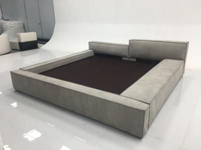 China Grey Modern Minimalist Italian Bed With Custom Leather Fabric for sale