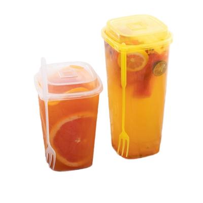 China Custom Disposable Plastic Square PP Fruit Tea Cup Drinkware Cup With Fork for sale