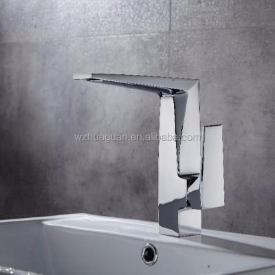 China 2018 new design faucets metered faucet kitchen faucet wholesale for sale