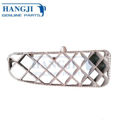 China Chinese metal truck accessories auto spare parts 1390076-F R450 lower step plate for scania truck for sale