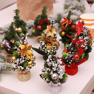 China 22cm Table Top Eco-friendly Material Artificial Tree Mini Christmas Trees Christmas Decoration Handmade For Office Decor for sale