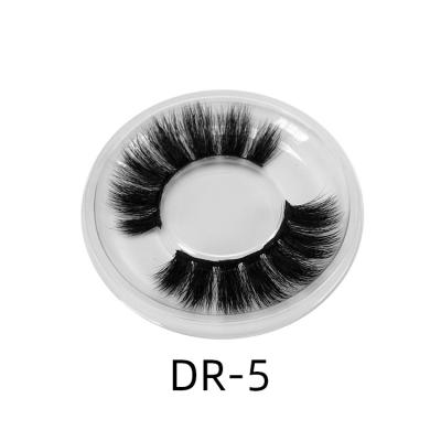 China Soft Strip Style New Long Natural Fluffy Faux Mink Eyelashes With Suitcase Packing for sale