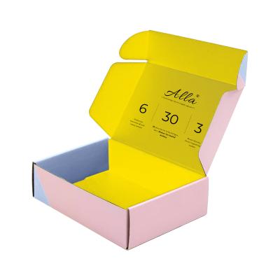 China Recycled Materials Custom Printed Mailer Boxes Durable Clothing Colorful Packaging Boxes For Clothes Paper Box With Logo for sale