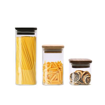 China Clear Airtight Stackable Food Rack Customization 270mL 420mL 560mL Square Kitchen Food Spice Storage Glass Jar With Lid for sale