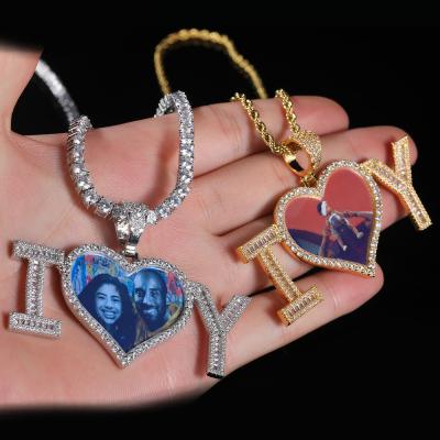 China Full Diamond Photo Necklaces Heart Shape Bling Bling Lead Free Nickel Free Luxury Cubic Zircon Photo Necklaces For Lover Family for sale