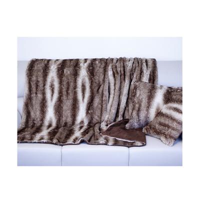 China Wholesale Comfortable Breathable Faux Fur Long Pile Animal Print Blanket Throw And Pillow Soft Fluffy Luxury Blanket Sets For Winter for sale