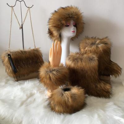 China Luxury Women's Faux Fur Ring Boots Set Custom Matching Ladies Artificial Fur Headband Handbag Cuff Hot Sale Fashion New Fashion for sale