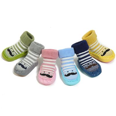 China Anti-skid baby bumps cute cartoon tube kids socks cotton baby anti-slip knitted baby socks gift for sale