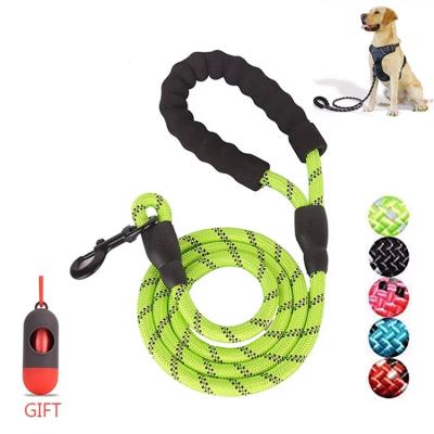 China Thoughtful Pet DETACHED Leash Strong Dog Leash 1.5M Long with Comfortable Padded Handle Training Durable Durable Nylon Rope Leashes for sale