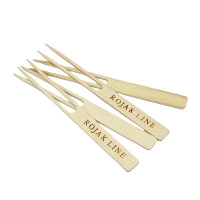 China Good quality nature multi direction bamboo skewer easily cleaned double with custom logo for sale