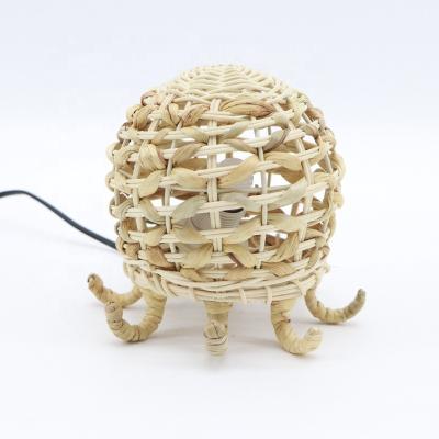 China Originality MBC 2022 New Design Handmade Art Rattan Water Hyacinth Desk Night Light Jellyfish Table Lamp Handmade for sale