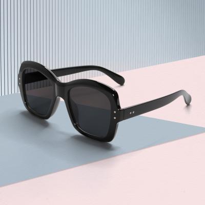 China Fashion Sunglasses Trendy Sunglasses 2021 Oversized Square Wholesale Sunglasses Logo Brand Design Custom Made for sale