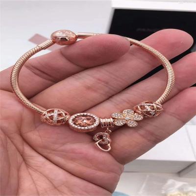 China Rx CLASSIC JewelryALEMET Plated Rose Gold Snake Bone Heart String With Fits Original Pandora Bracelet Set for sale