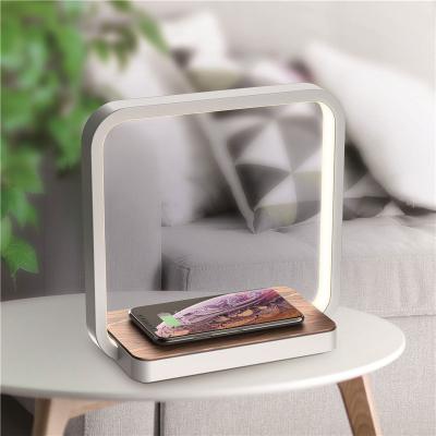 China 2 in 1 Portable 2 in 1 Office Desk Table Mobile Phone Fast Wireless Charger with LED Light Lamp for sale