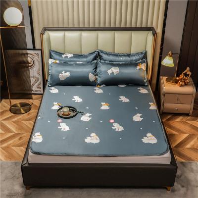 China Hot Sale Breathable Fold Summer Sleeping Mat Polyester Anti-static Cooling Silk Mat for sale