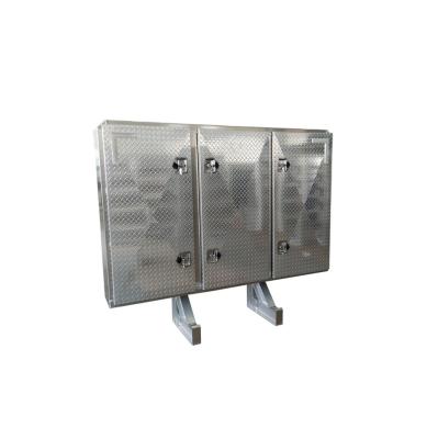 China Vaulted Cab Rack With 3 Doors 3 Door Encased Aluminum Cab Rack For Semi Truck for sale