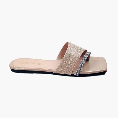 China Flatbed 2022 Square Flat Head Wholesale Women's Sandals Unique Soft Outdoor Slippers for sale